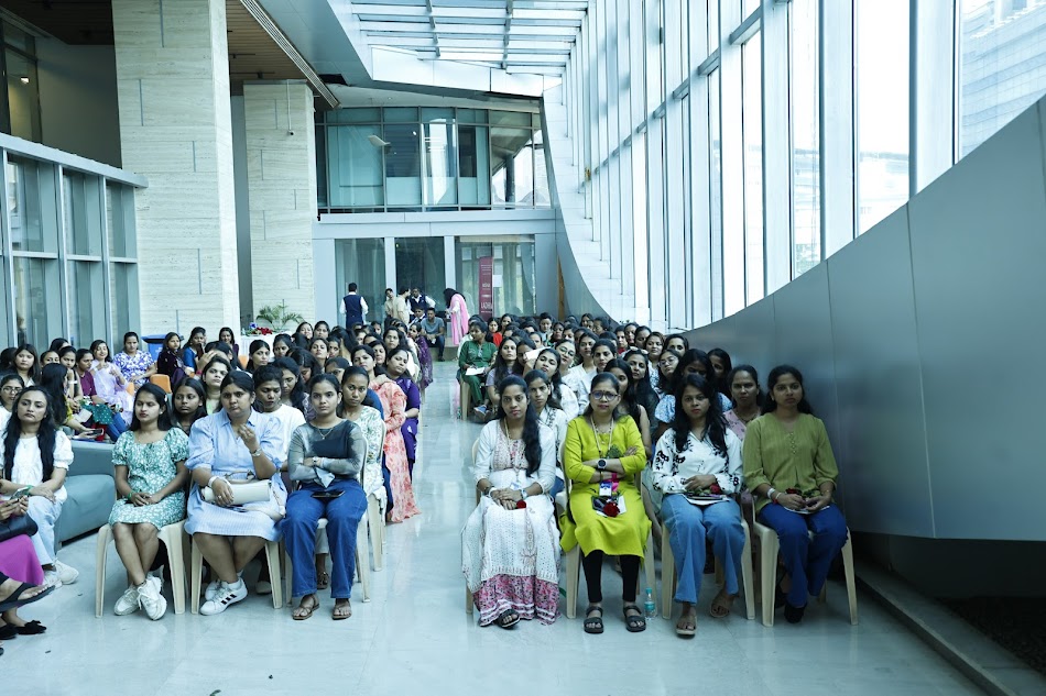 Womens day talk at Hari Kisna.Audience